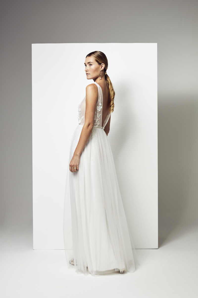 robe de maréie en tulle et en dentelle de calais