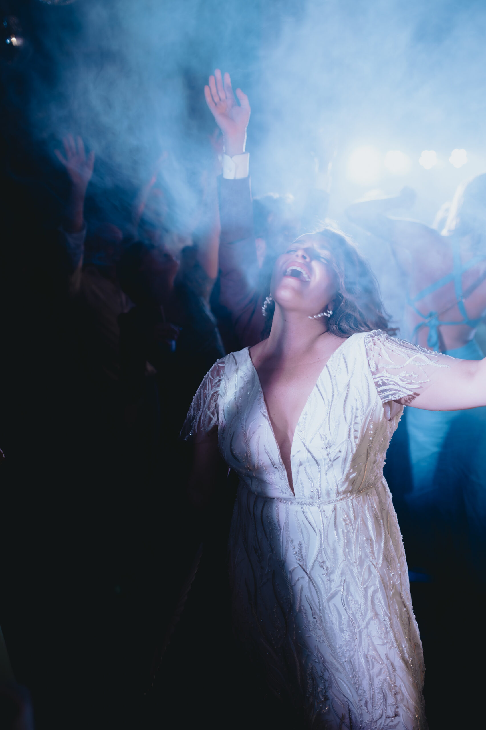 Mariage Alizée et Isaac. robe de mariée Elise Martimort